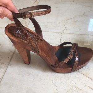 Stappy leather heels